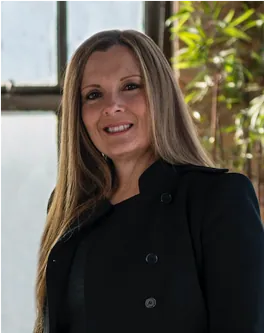 Portrait of Suzanne Martin